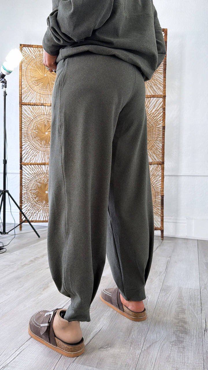 Coffee Run Two Piece Set, Olive