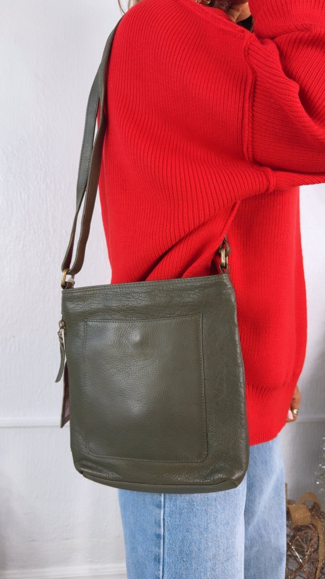 Hardy Crossbody Bag , Olive