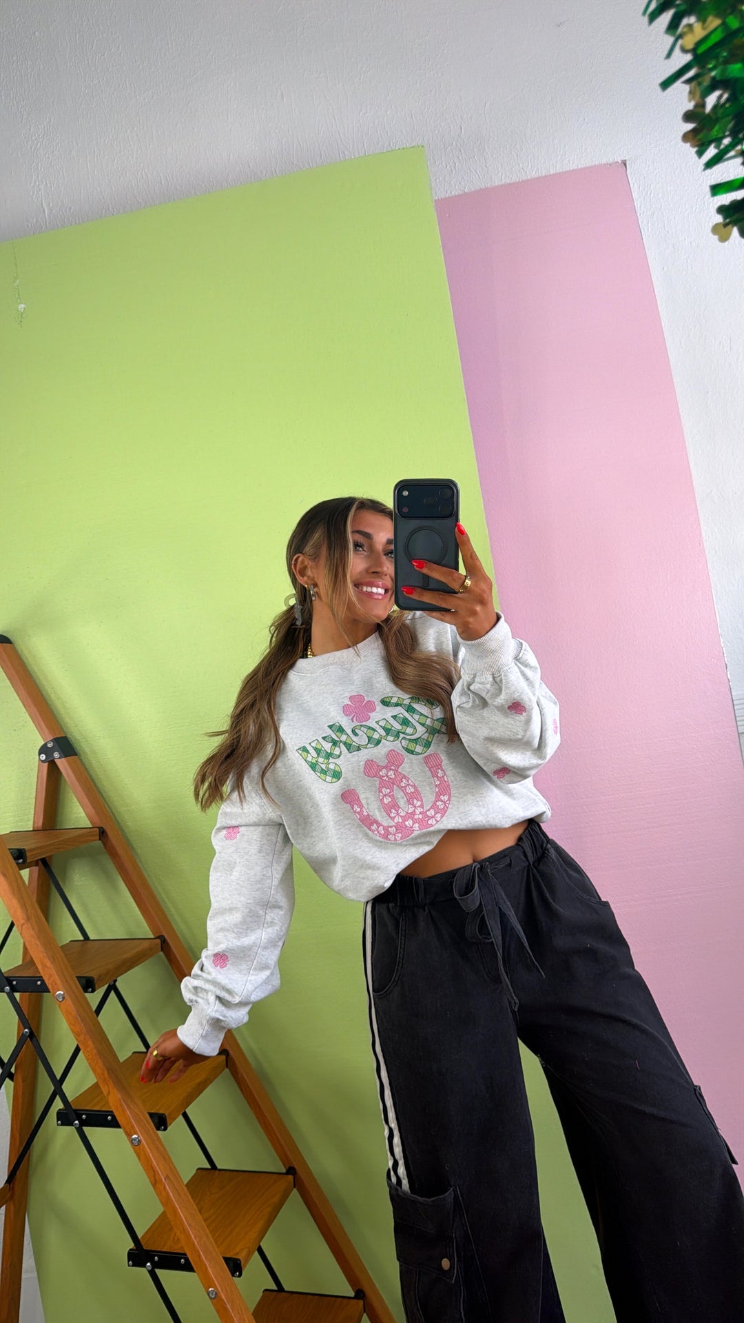 Clover Club Crewneck, H.Grey