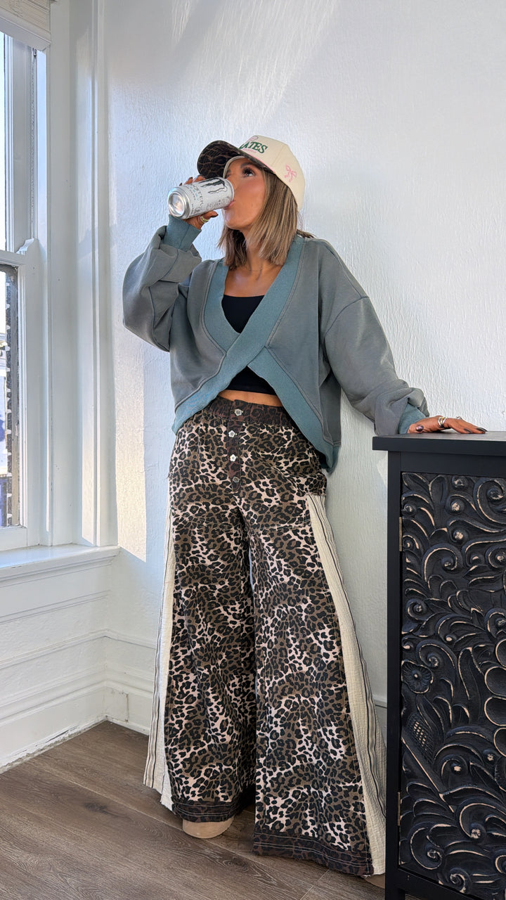 Criss Cross Reversible Sweatshirt, Vintage Moss