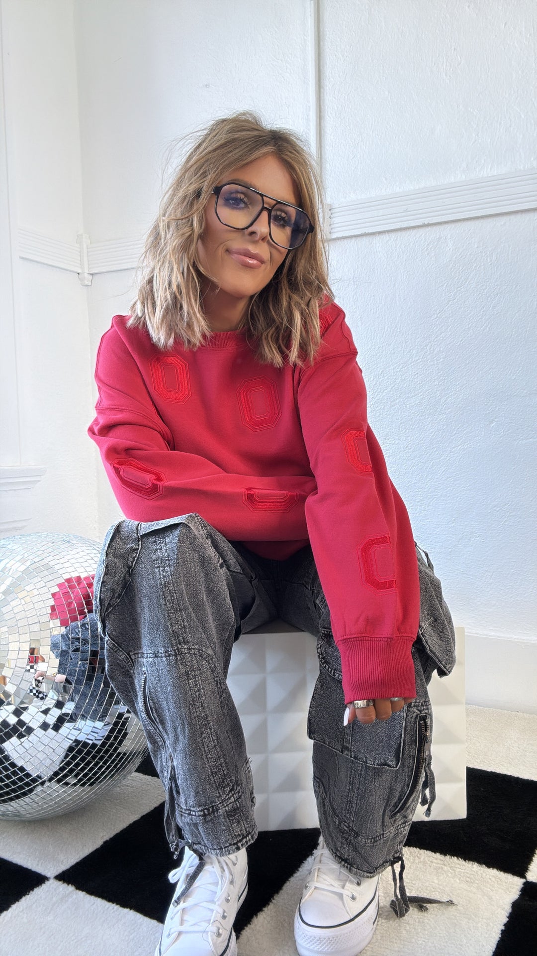 Embroidered Bucks Crewneck, Red