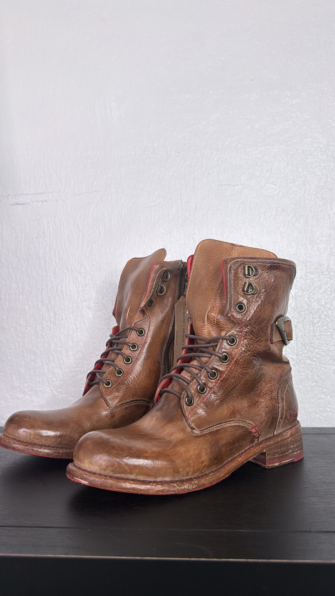 Bedstu Anne, Olive Rustic Tremolo