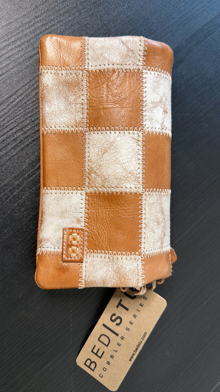 Bedstu Cadence PW, Tan Rustic Nectar Lux