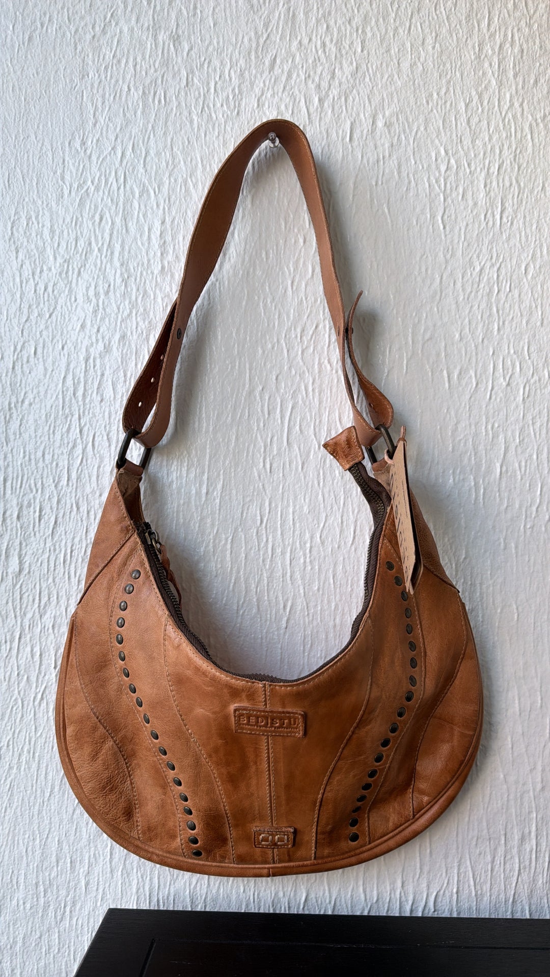 Bedstu Megara, Tan DD