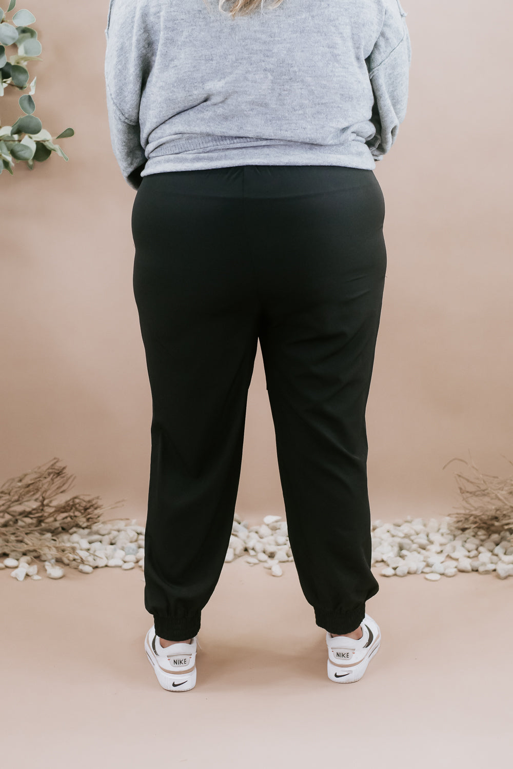 Jump To It Jogger, Black