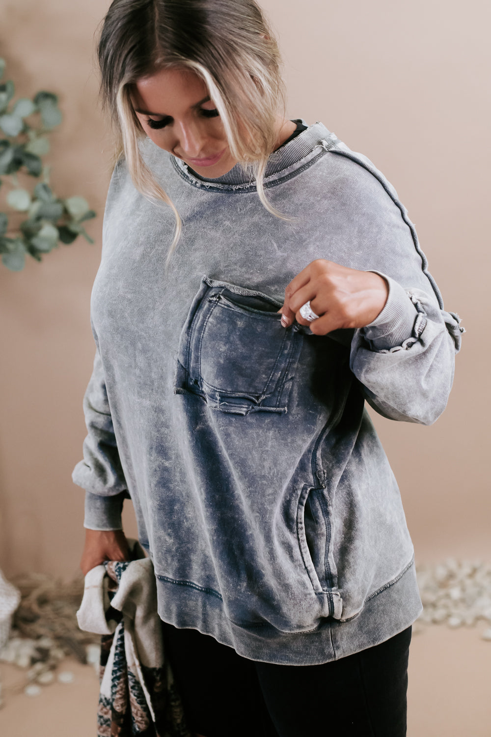 Slouch About Acid Wash Pullover, Grey