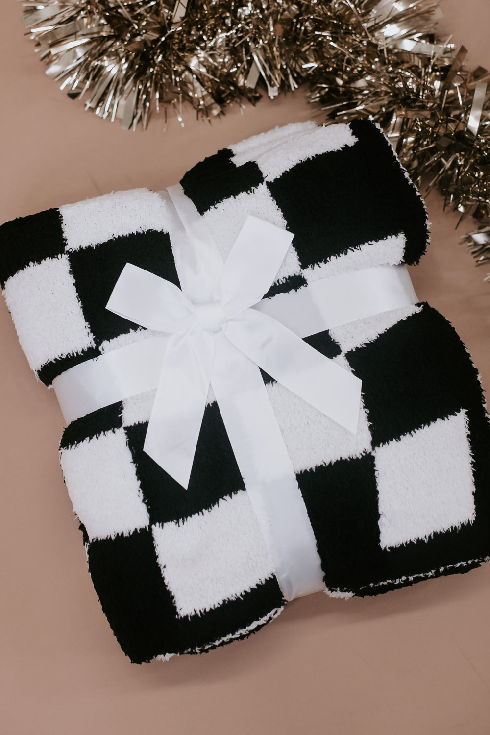 Luxe Checkered Throw Blanket