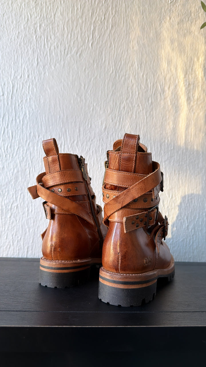 Bedstu Grab Boot, Tan DD