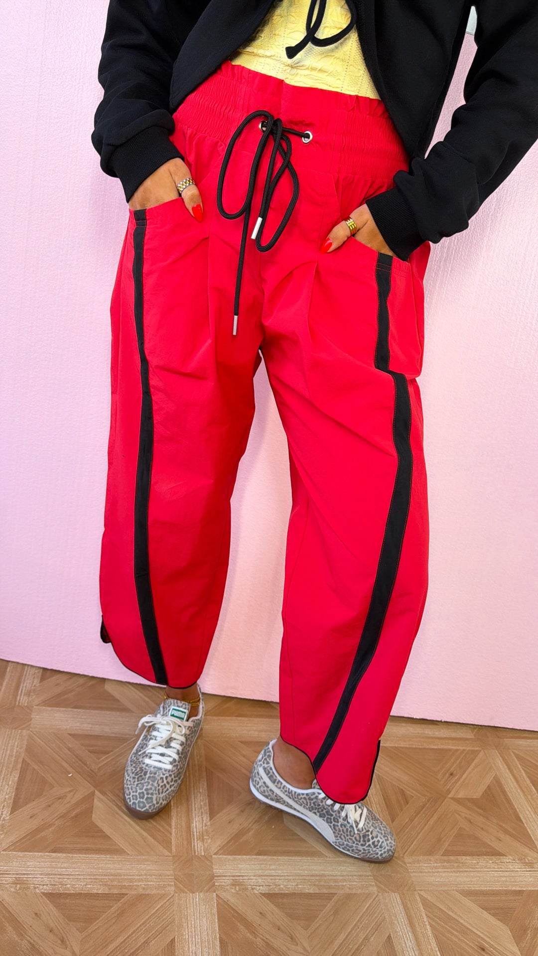 WindBreaker Contrasted Pant, Red/Black