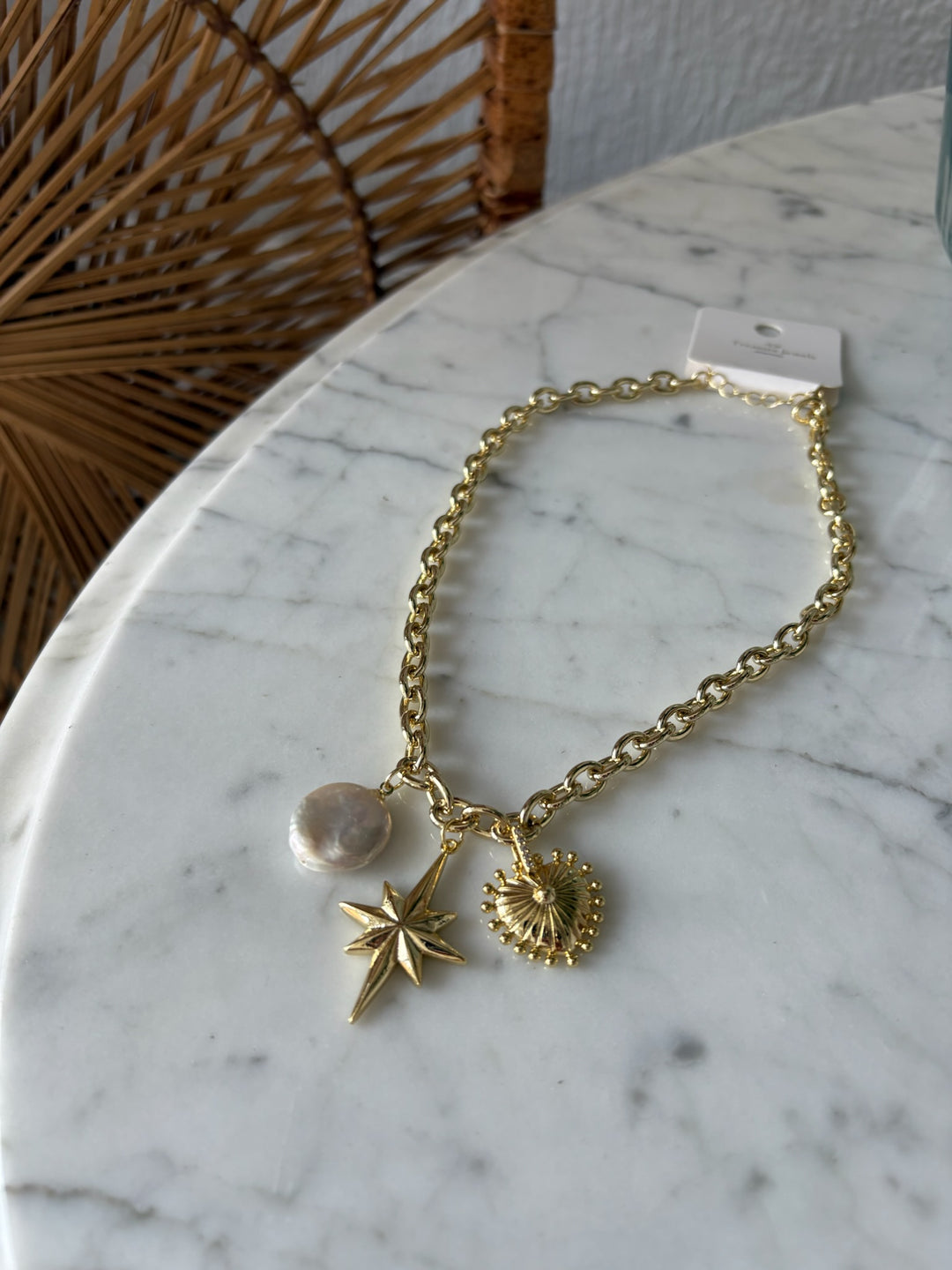 Treasure Jewels: Lovely Link Necklace Gold