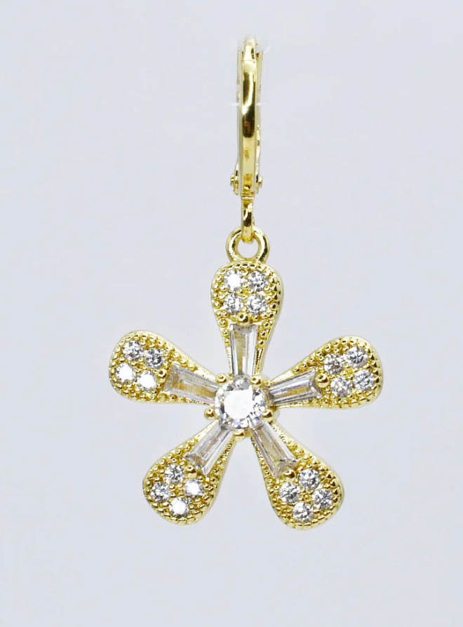 Treasure Jewels: Amore Flower Charm