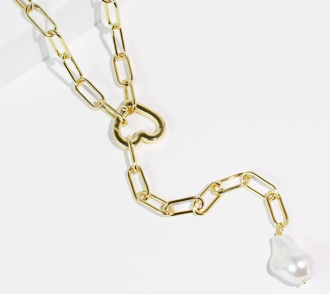 Pearly Love Necklace