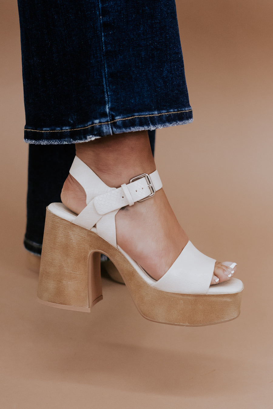 simple chic stores shoes