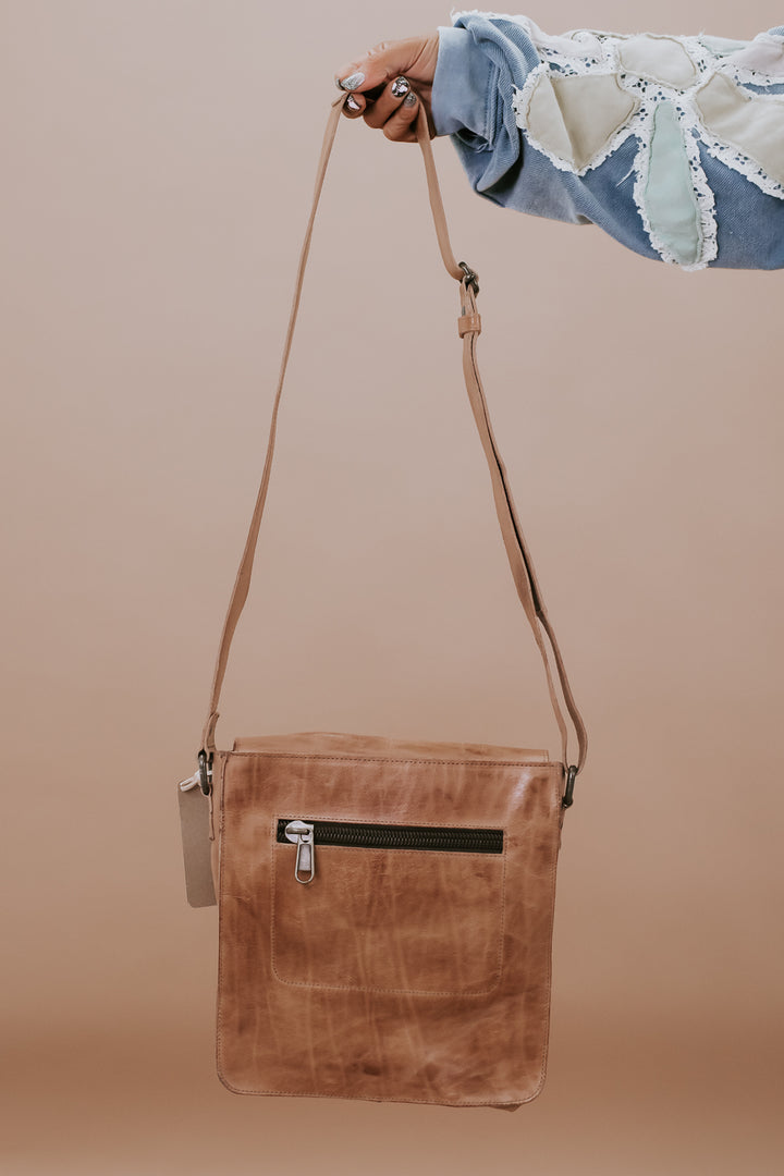 Venice Beach Crossbody, Tan Rustic