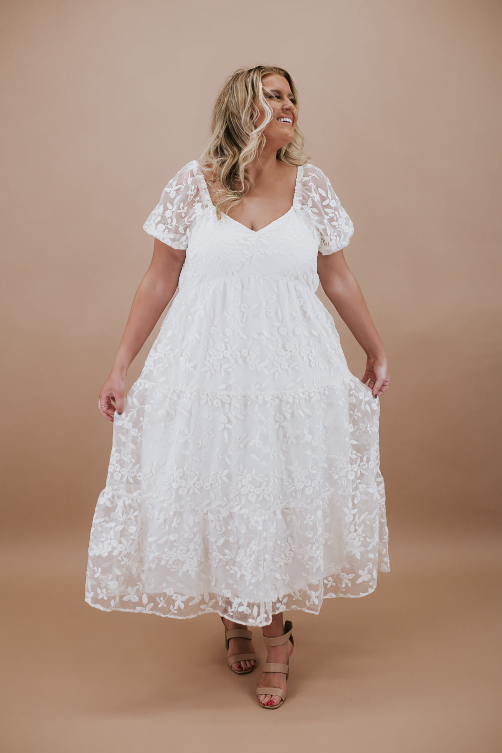 Plus size wedding dresses - biggest sizes, dresses for plus size brides.