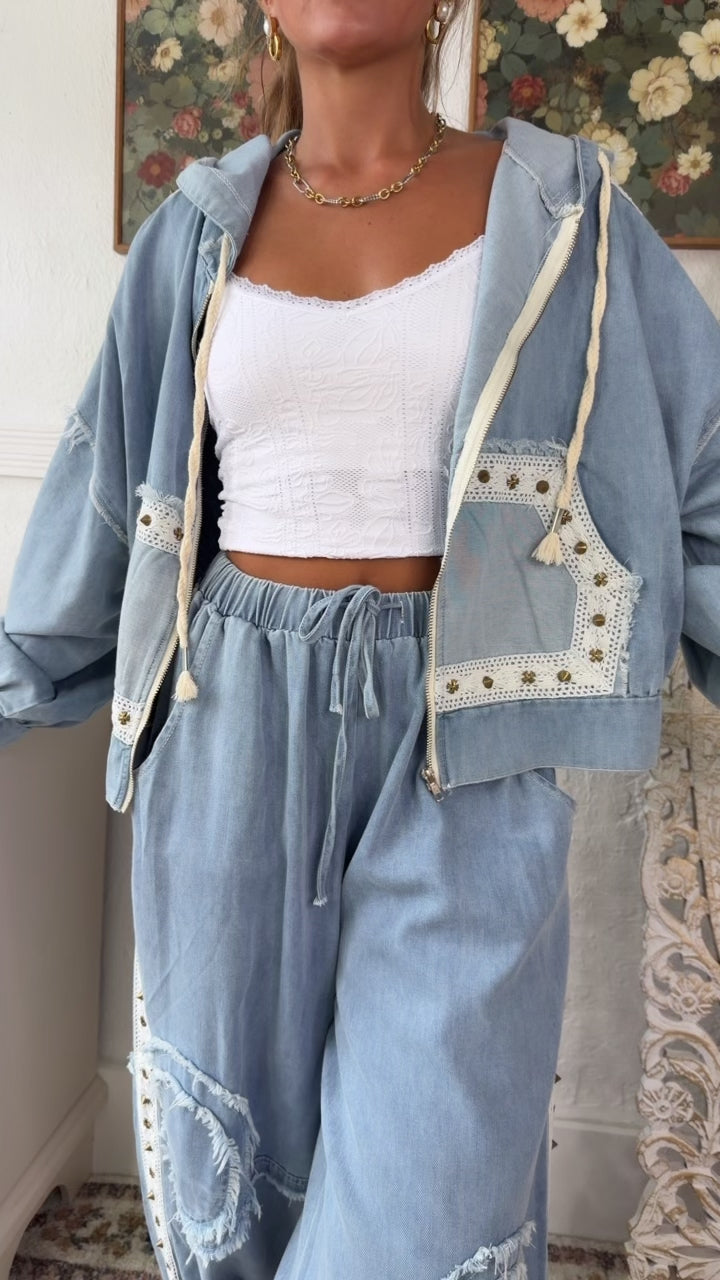 POL: Studded Jogger, Denim