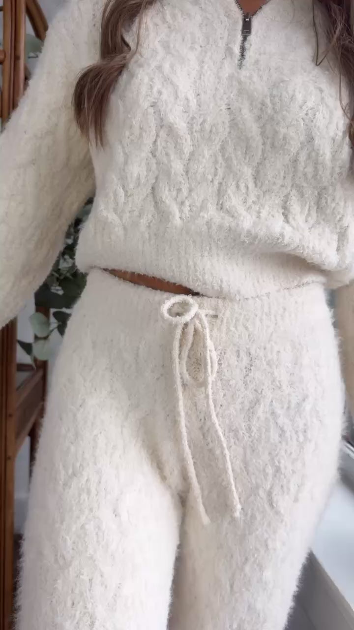 Cozy Breeze Top, Powder Cream