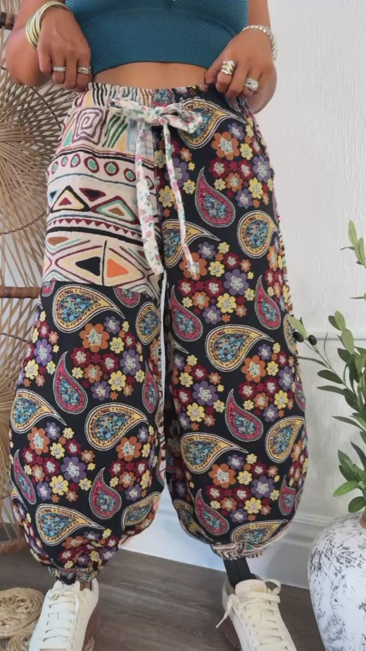 Paisley Fields Jogger, Black Multi