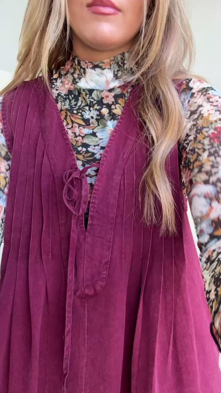 Amarone Aura Pin tuck Detailed Dress, Wine