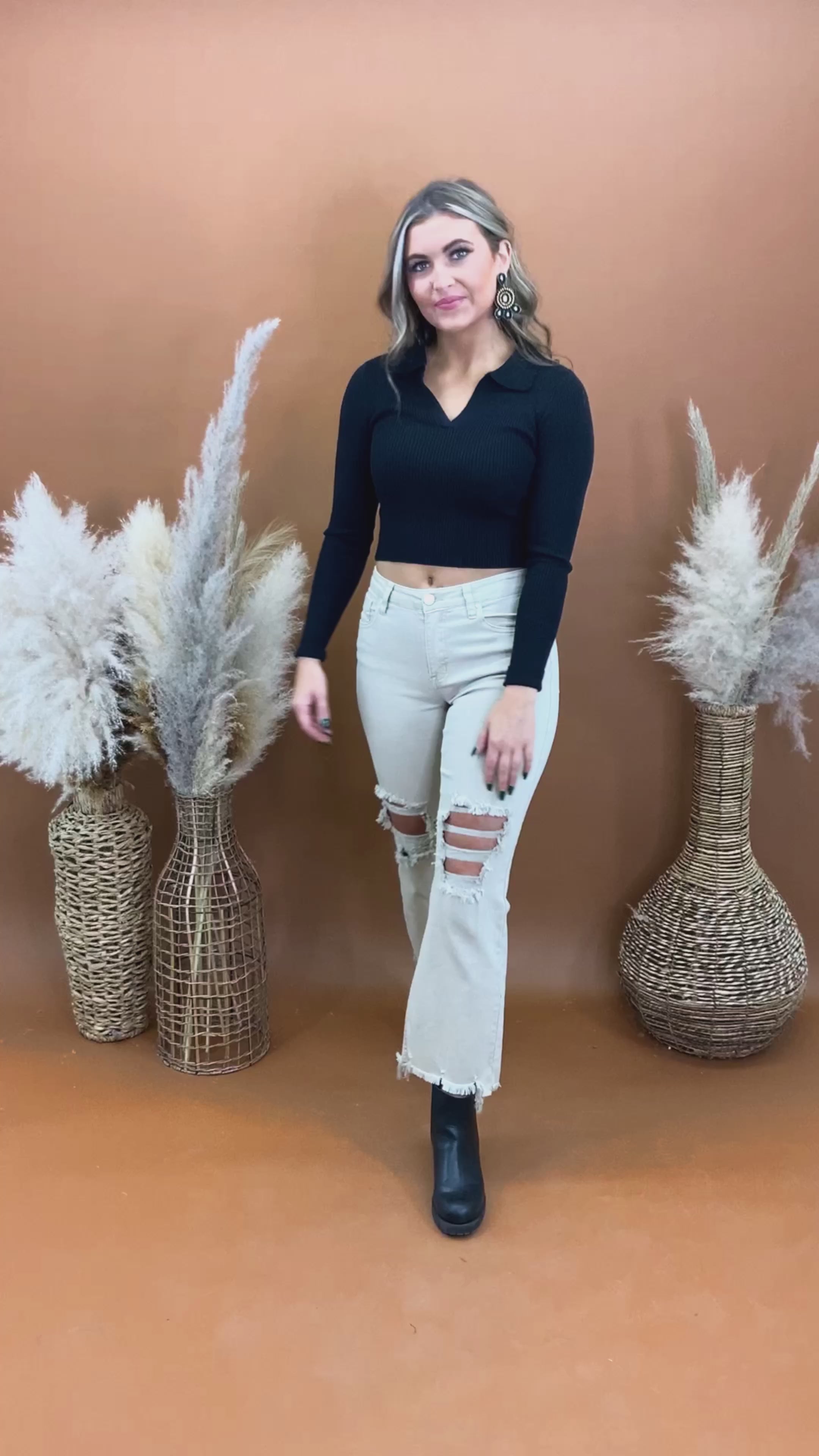 【HYKE】 CROPPED TOP SWEATER Lilly Striped Cropped Sweater | Jack Hafford