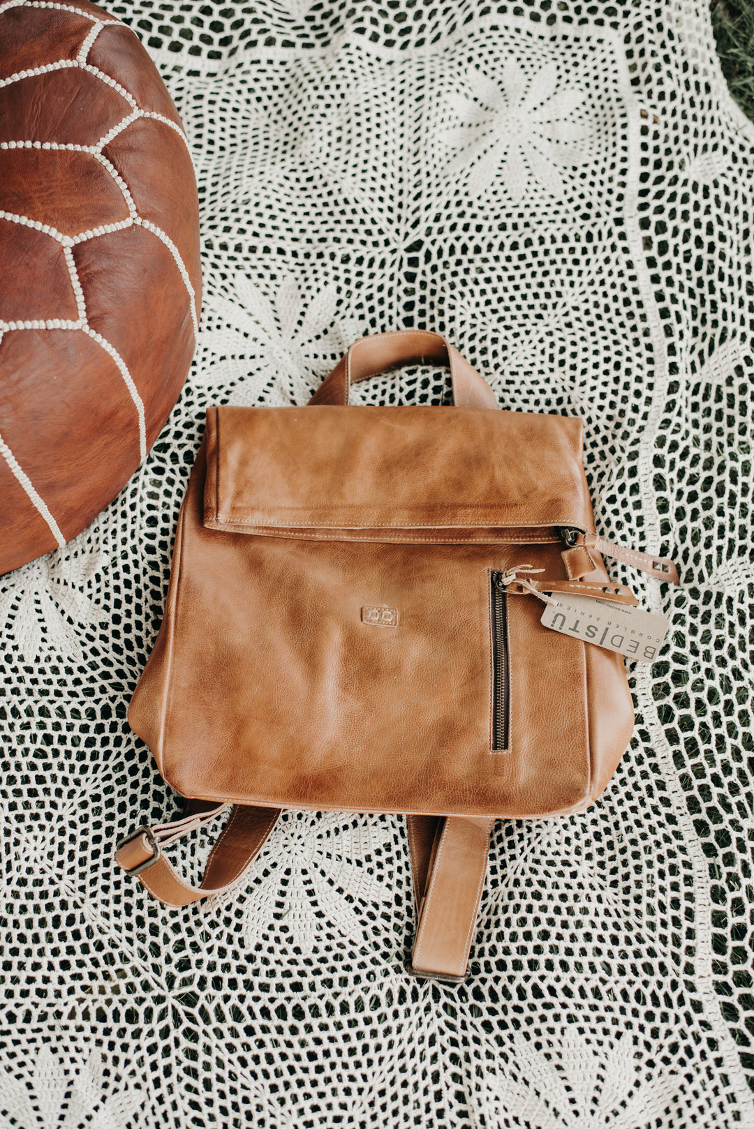 BedStu Howie , Tan Rustic