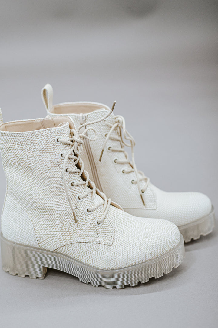 Take The Streets Boot, Natural