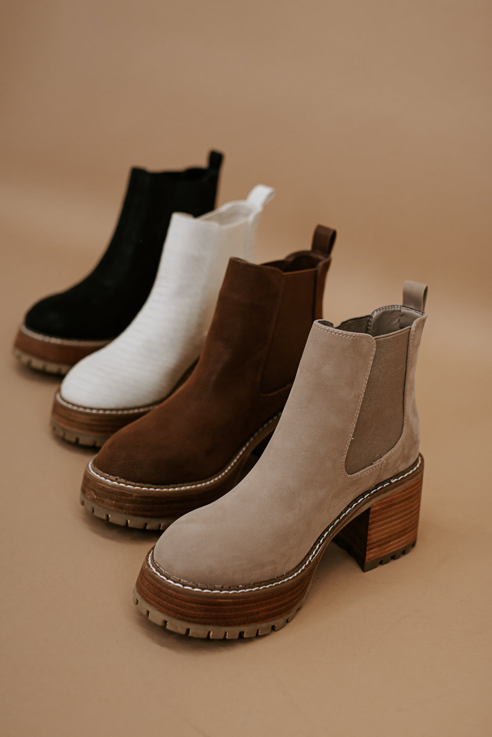 Alejandro Boot, Ivory