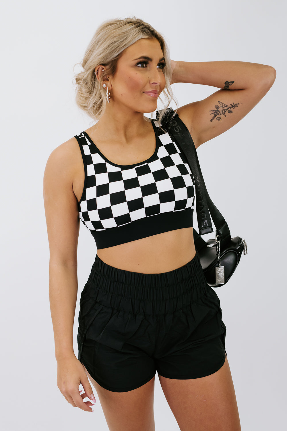 Feeling Fit Thick Strap Checkered Sports Bra, Black – Everyday