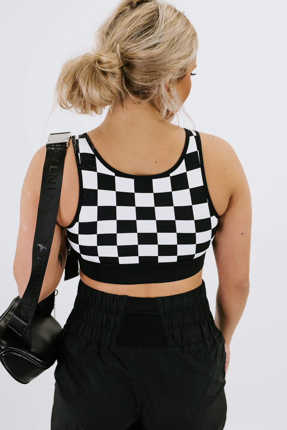 Feeling Fit Thick Strap Checkered Sports Bra, Black