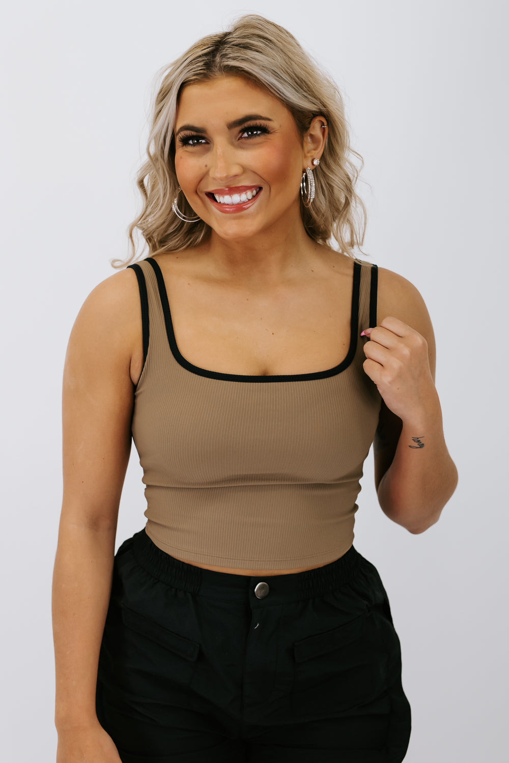 Another Level Thick Strap Crop, Black/Brown